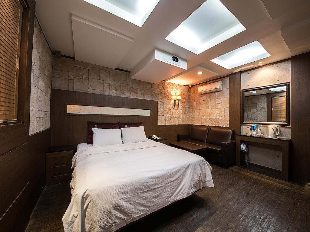 Hotel Valentine Gwangmyeong Δωμάτιο φωτογραφία